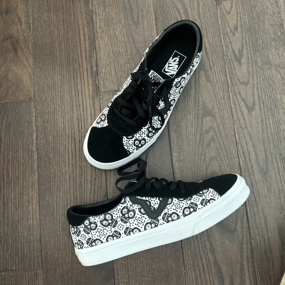 Vans Sports Dia De Los Muertos Sneakers Men's Size 11 Black/ White VN0A4BU65BF
